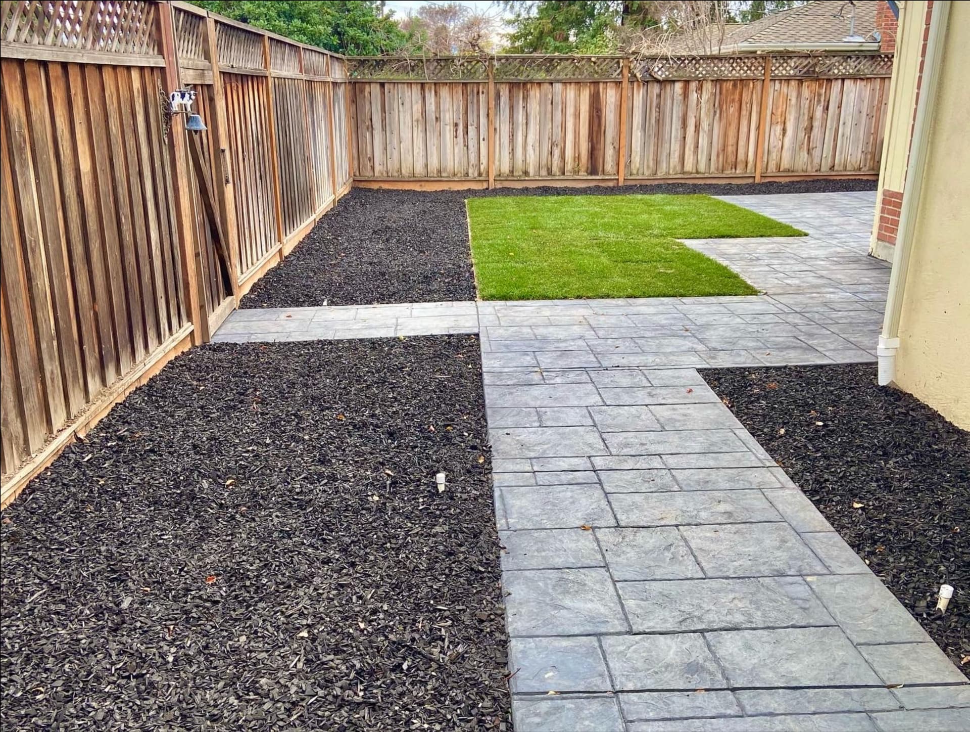 Gallery photos for Backyard Upgrade with Stylish Walkway and Lawn: Image #1