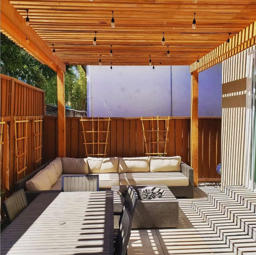 Would You Say Yes to This Backyard Setup? image